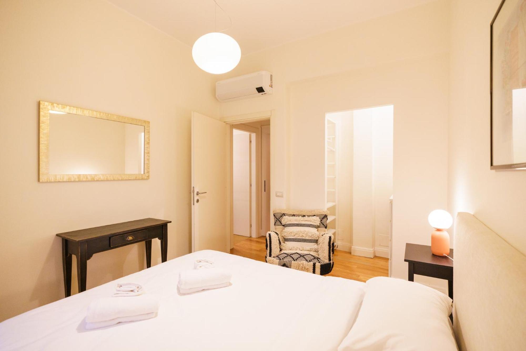 Domus Verona - Elegante Residenza Satiro Экстерьер фото