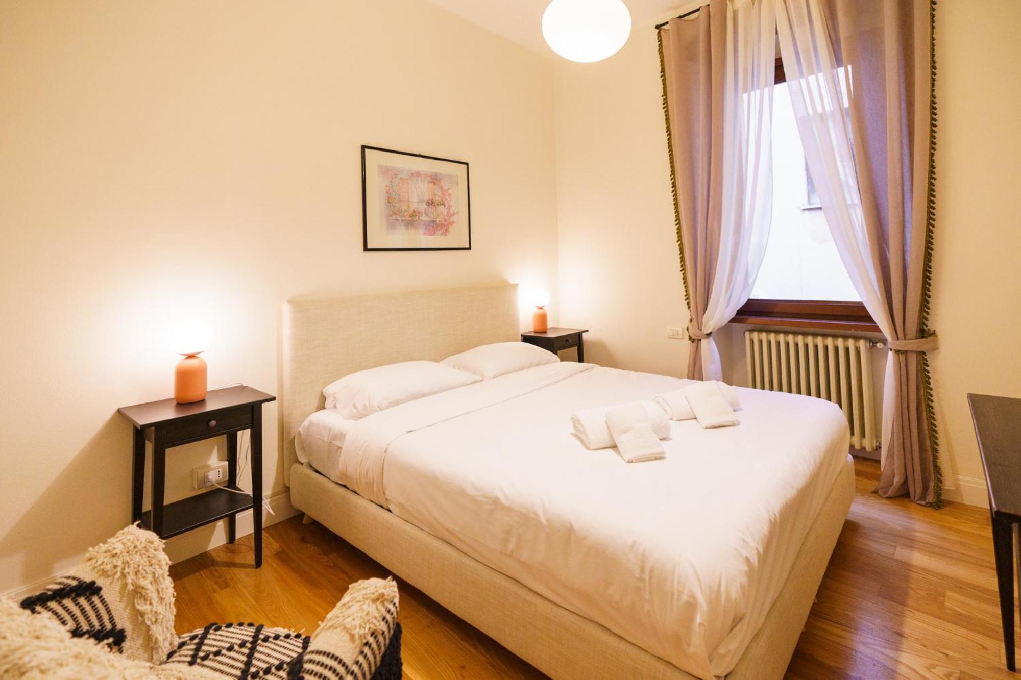 Domus Verona - Elegante Residenza Satiro Экстерьер фото